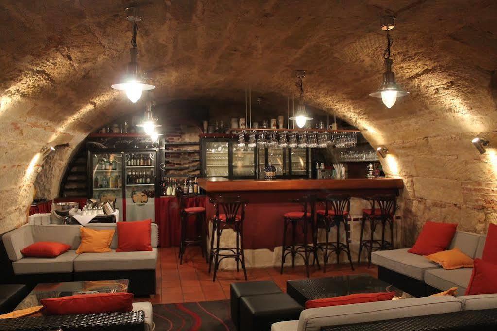 Hotel Goldener Adler Garni Hallstadt Bagian luar foto