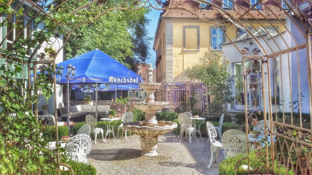 Hotel Goldener Adler Garni Hallstadt Bagian luar foto